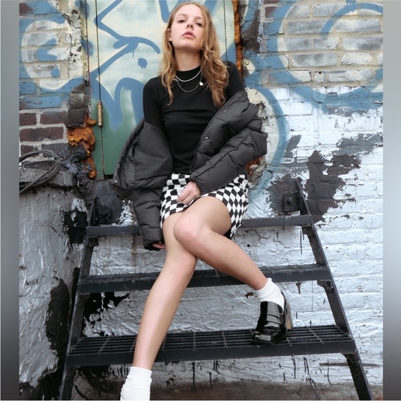 Zara checkered mini skirt - Picture 2 of 7